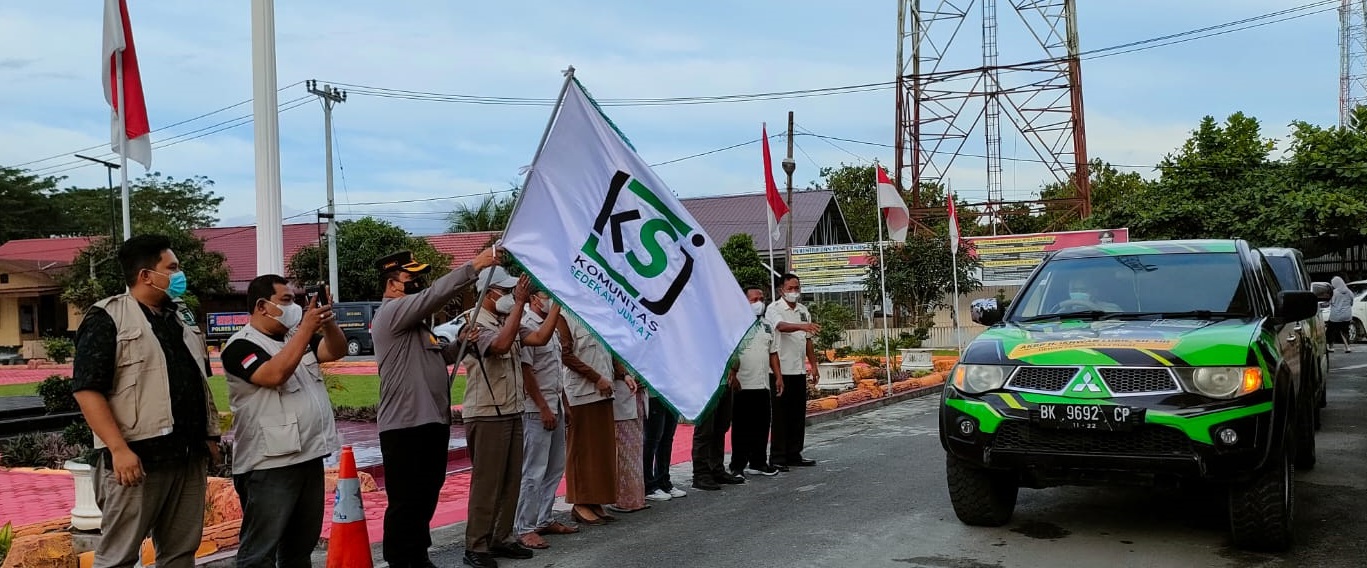 Kapolres Batu Bara AKBP Ikhwan Lubis,S.H, M.H Melalui KSJ Berangkatkan Bantuan Banjir Bandang di Palas