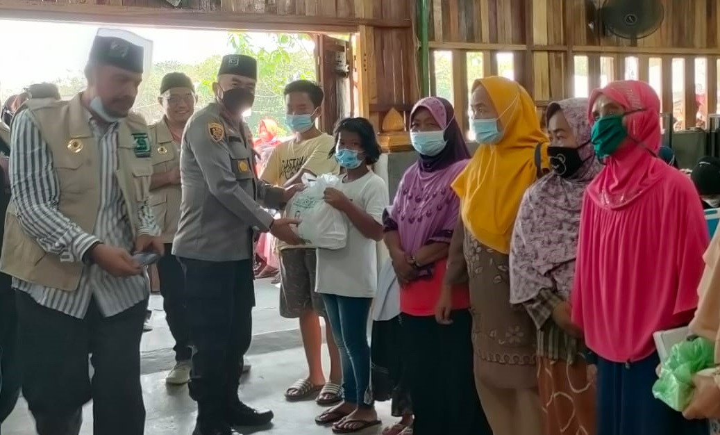 Relawan KSJ Kisaran Laksanakan Bakti Sosial Donor Darah dan Pembagian Sembako , Jumat (04/02/22), (V24/AL)