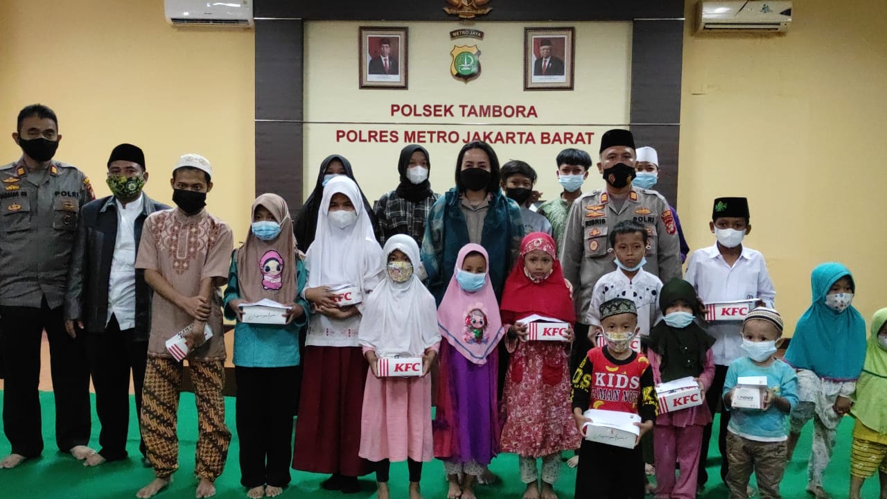 Kompol Rosana Gelar Santunan dan Doa Bersama Anak Yatim Piatu, Jumat (25/02/22), (V24/AL)