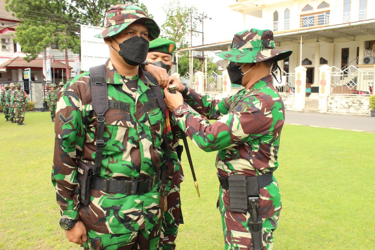 Pertajam Kemampuan Bati Koramil dan Babinsa Kodim 0726/Sukoharjo Gelar Latnister, Selasa (08/03/2022), (V24/AL)