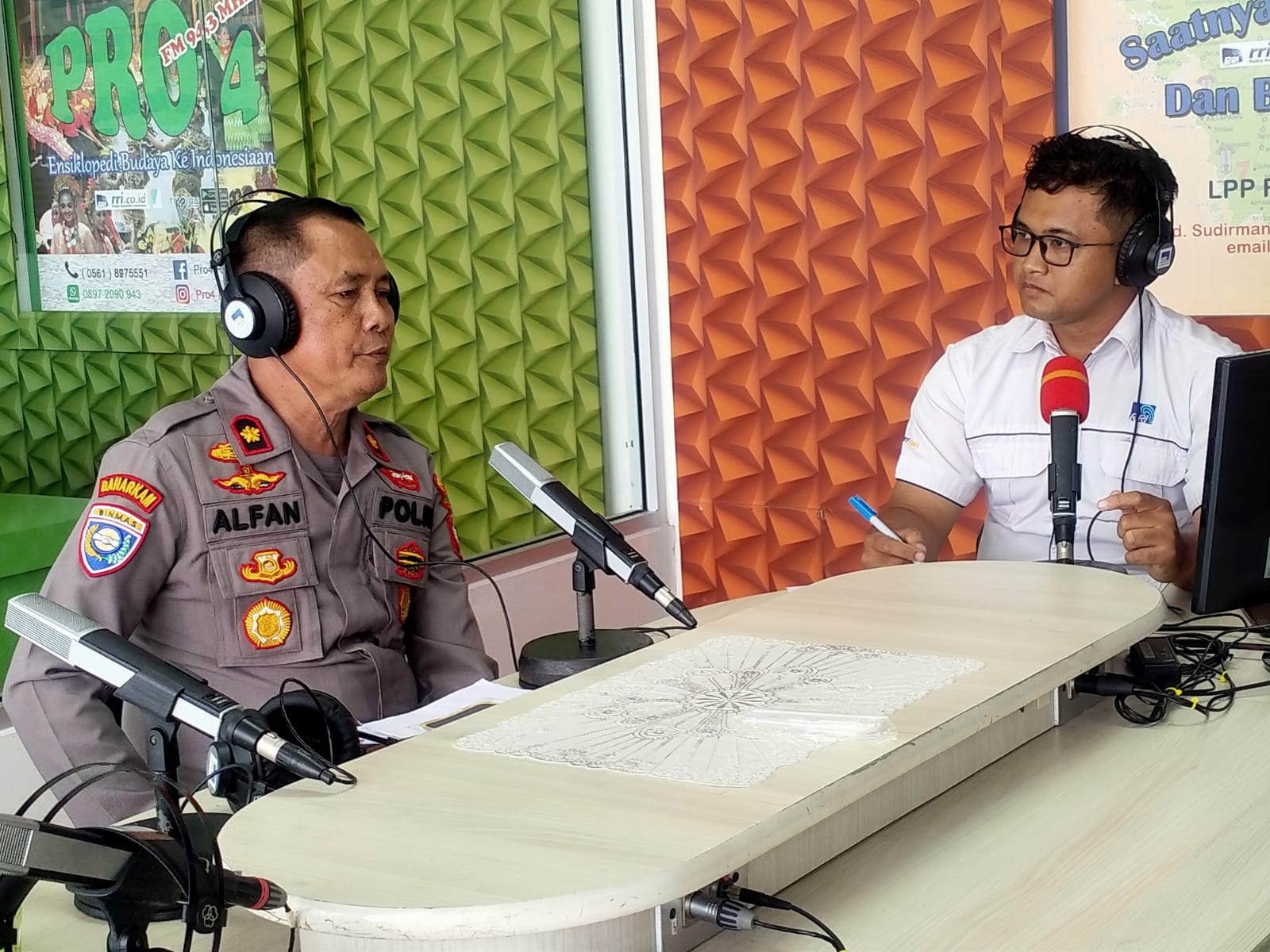 Siaran Radio Juga Mirip Seperti Podcast, Selasa (15/03/2022), (V24/AL)