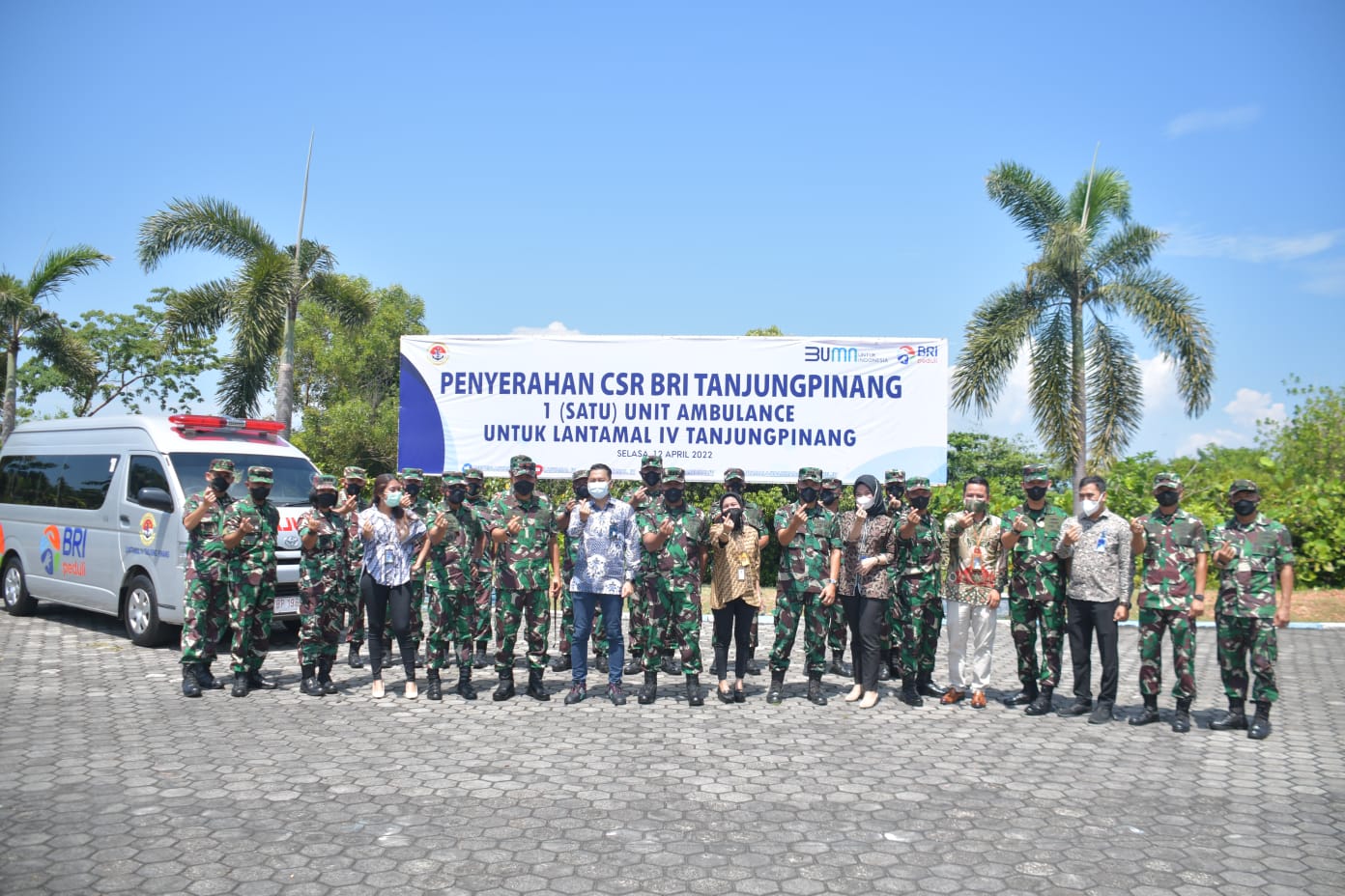 Danlantamal IV Mendapatkan Mobil Ambulan, Selasa (12/04/2022), (Foto: V24/AL)