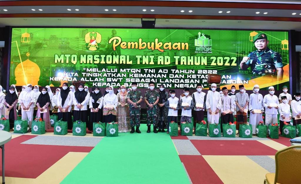 Dengan Mengusung Tema “Melalui MTQN TNI AD 2022, Kita Tingkatkan Keimanan dan Ketakwaan Kepada Allah SWT, Selasa (19/04/2022), (Foto: V24/Jacky)