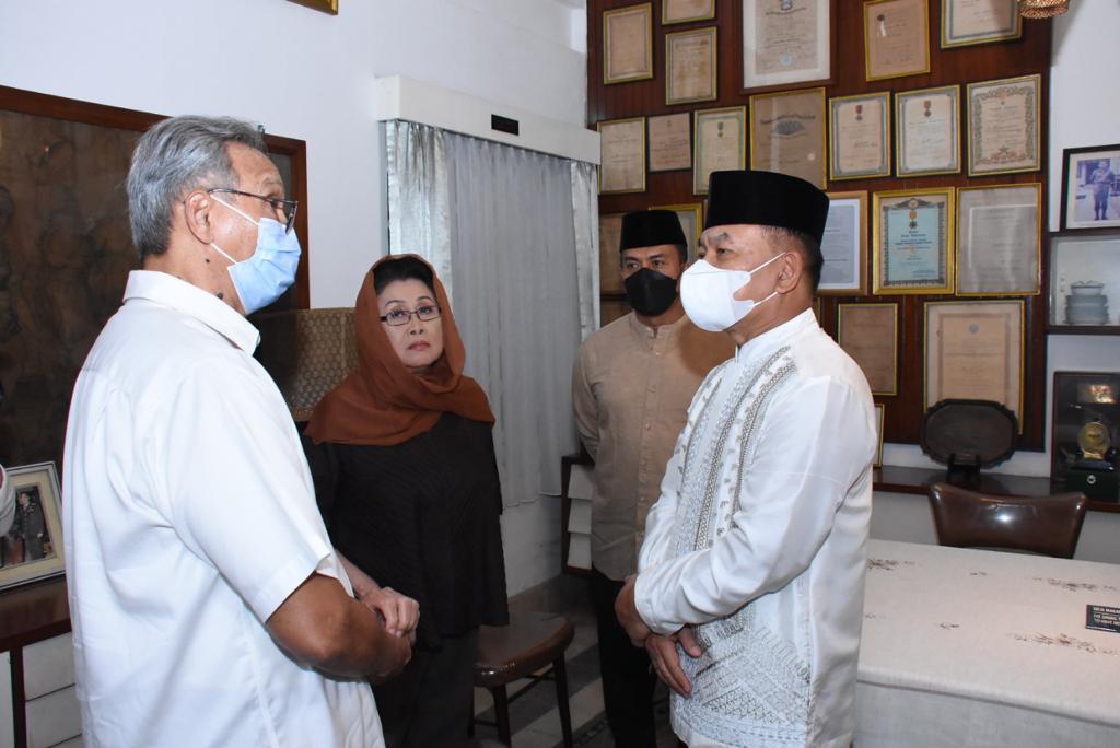 Kedatangan Kasad dan rombongan ke Museum Sasmitaloka Ahmad Yani, Sabtu (30/04/2022), (Foto: V24/AL)