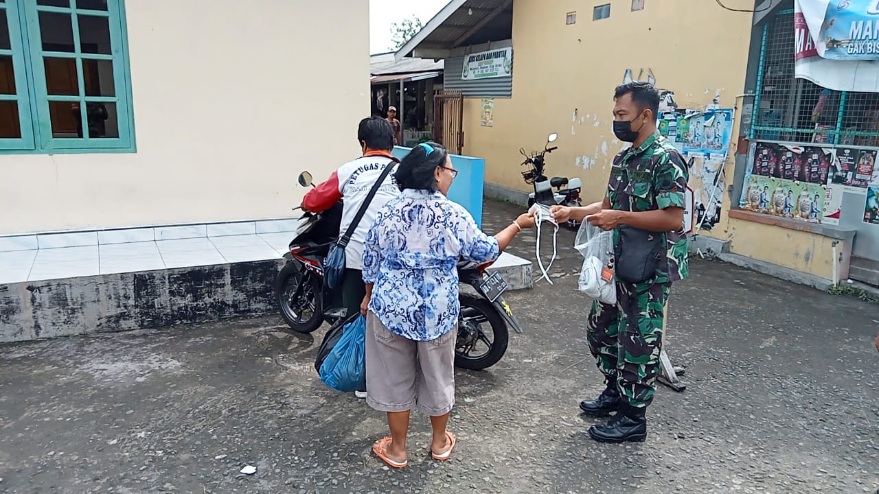 Kegiatan yang digelar di Pasar Kembang Klumpit Desa Tegalarum Rt 02 Rw 01 Desa Bedan, Minggu (07/05/2022), (Foto: V24/Rudi)