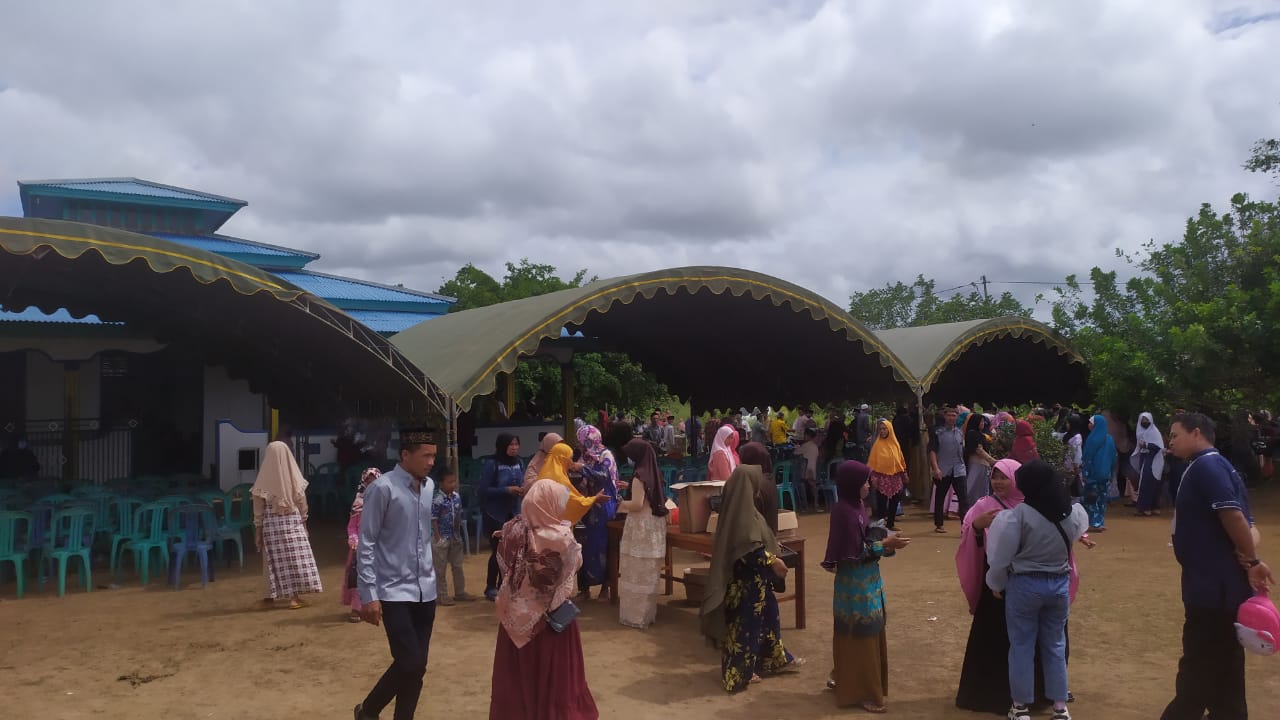 Halal bi halal Bertempat di Masjid Al-Mujahidin Kampung Metaat Makmur Distrik Eligobel, Minggu (07/05/2022), (Foto: V24/AL)