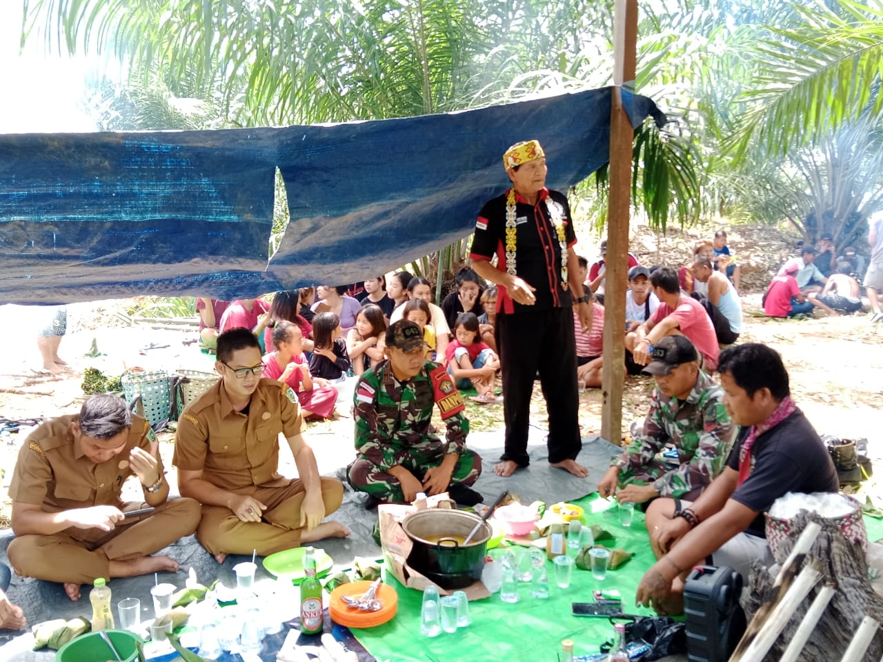 Kegiatan ini Dilakukan Oleh 4 Orang Personil dan Dipimpin Danpos Letda Inf Warsito, Rabu (11/05/2022), (Foto: V24/AL)