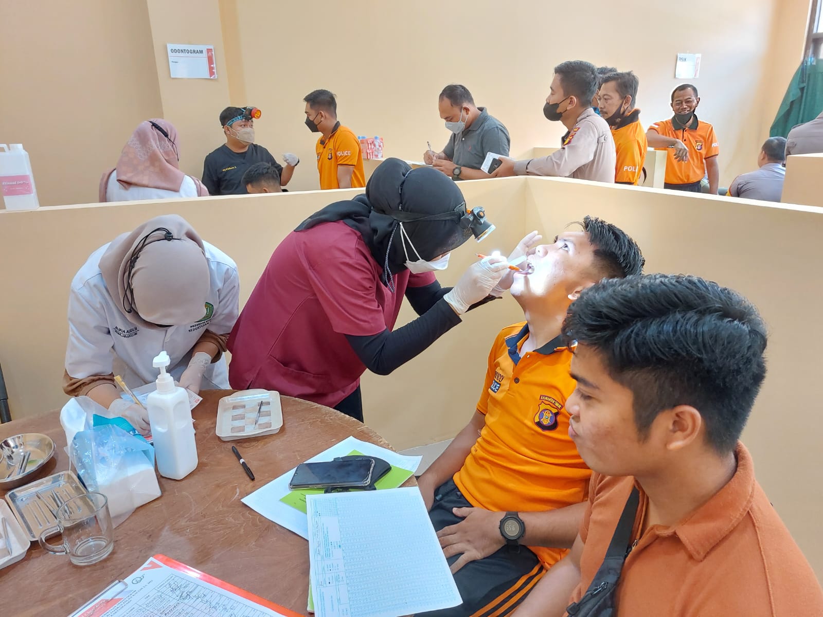 Pemerikasaan Kesehatan Meliputi Tinggi dan Berat Badan, Visus Mata, Gigi, Sample Darah dan Urine, Selasa (14/05/2022), (Foto: V24/AL)