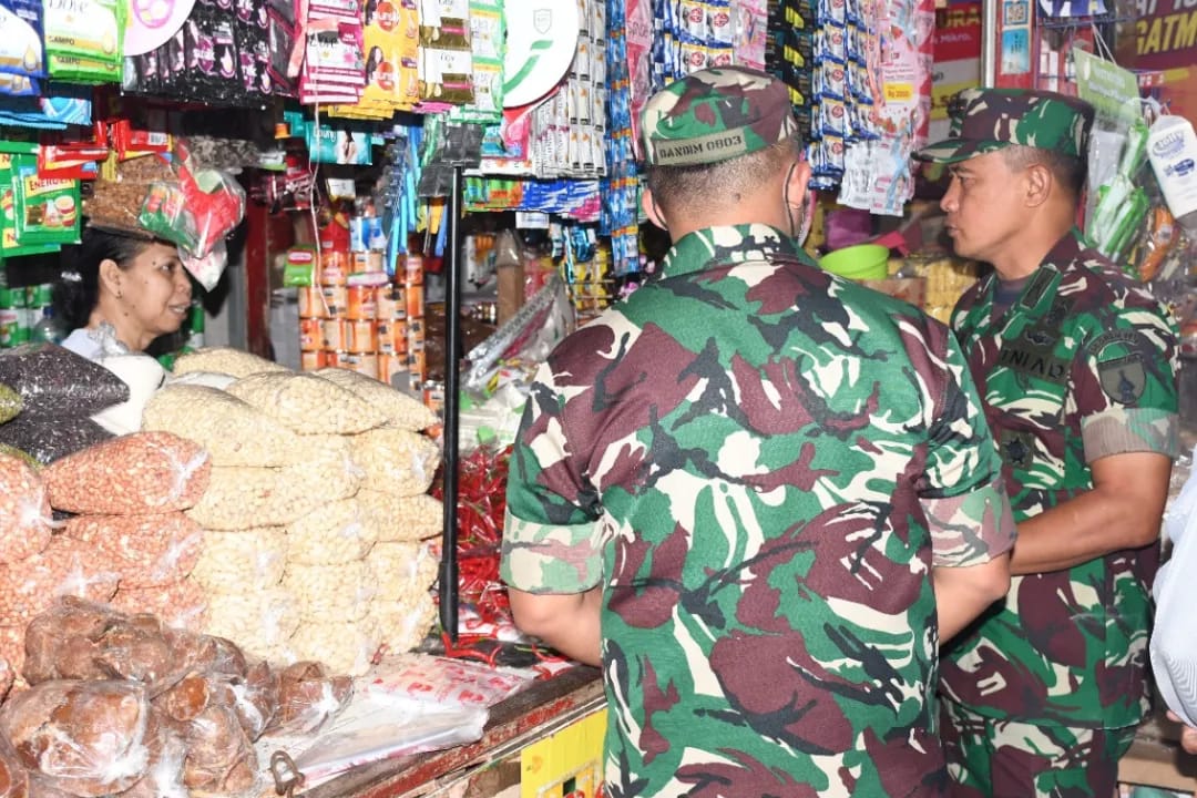 Harga Minyak Goreng di Pasar Madiun Masih Dalam Kewajaran, Jumat (27/05/2022), (Foto: V24/AL)